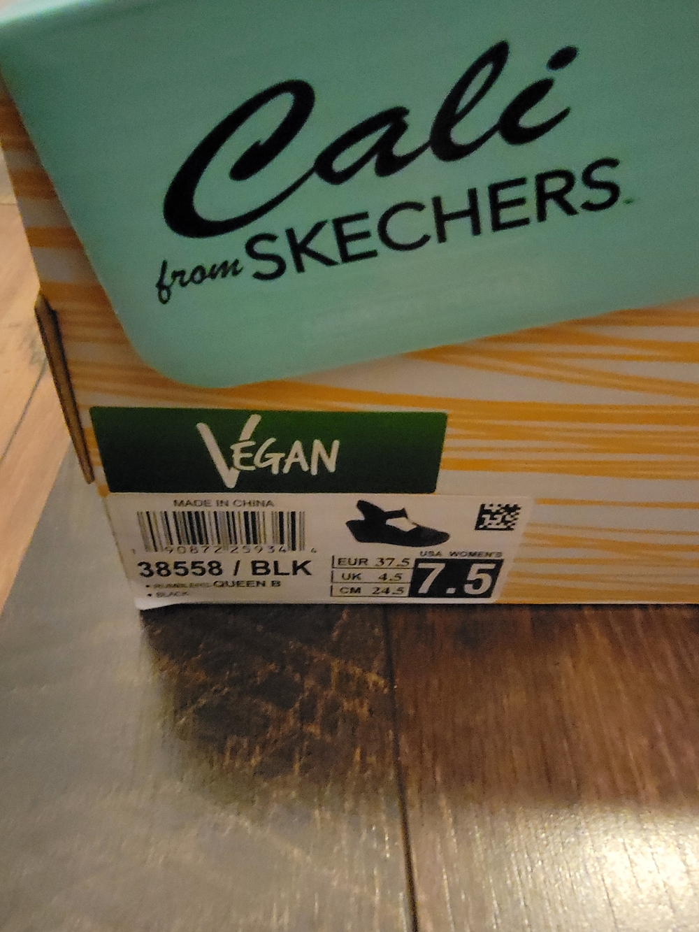 Skechers Queen B Wedge Sandals - Picture 4 of 4